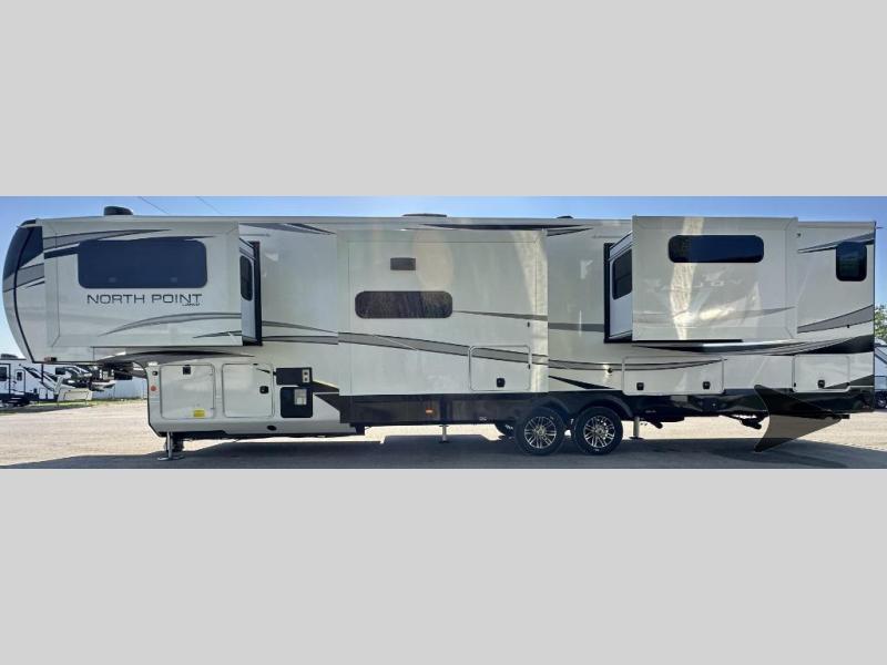 2024 Jayco north point 382flrb