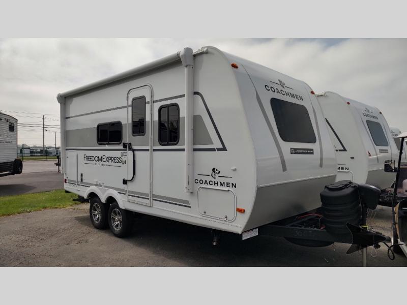 New 2025 Coachmen RV Freedom Express Select 18SE* Travel Trailer