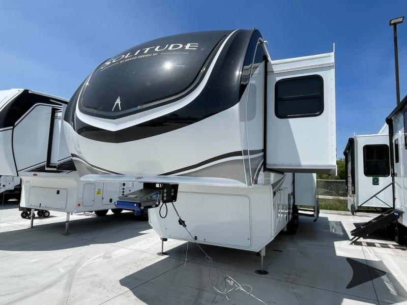 2025 Grand Design Recreational Solitude Wide body photo 3