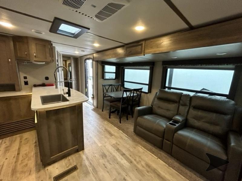 2018 Keystone RV sprinter 319mks