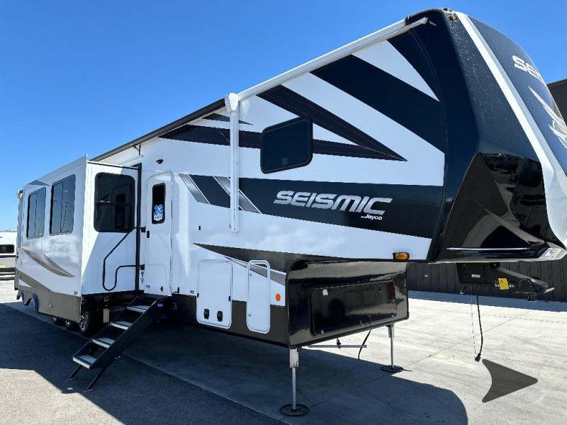 2024 Jayco 395