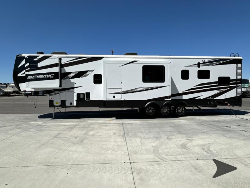 2024 Jayco 395