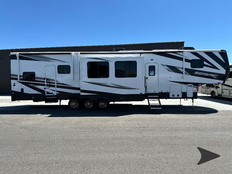 2024 Jayco 395