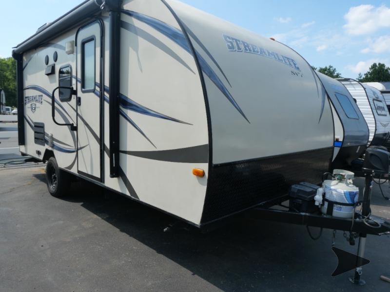 2016 Gulf Stream 18 rbd