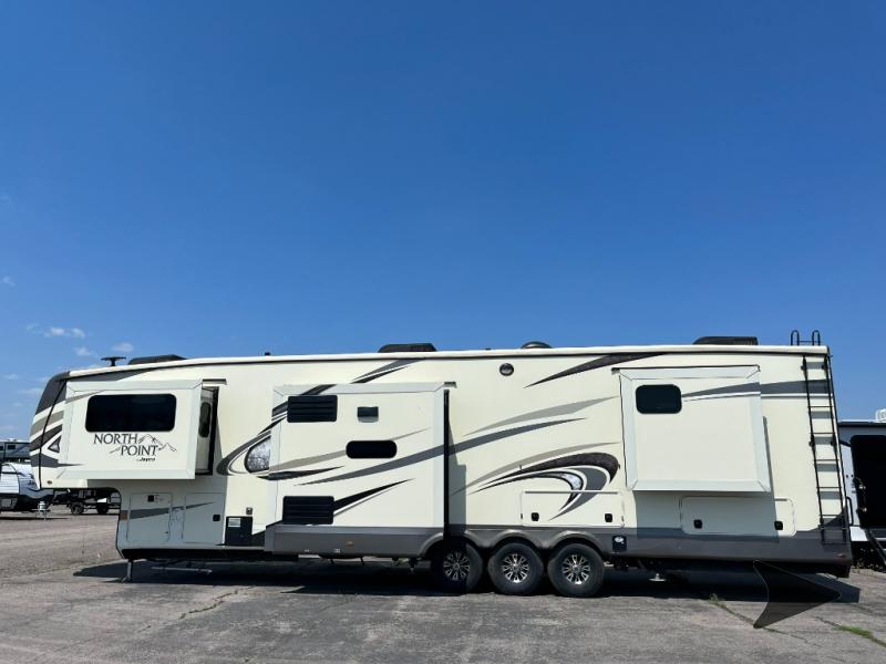 2019 Jayco north point 385thws