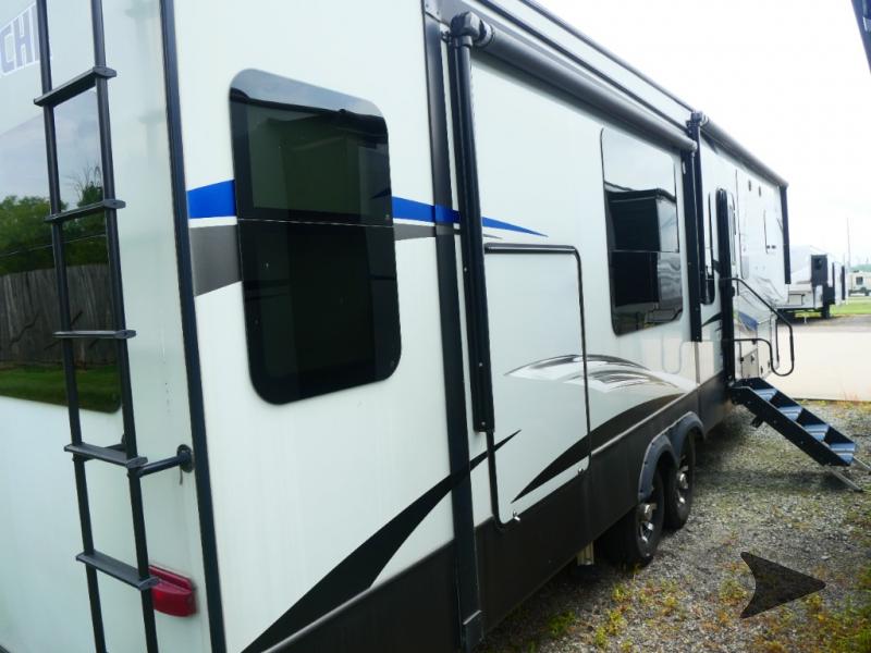 2020 Keystone RV avalanche 338gk