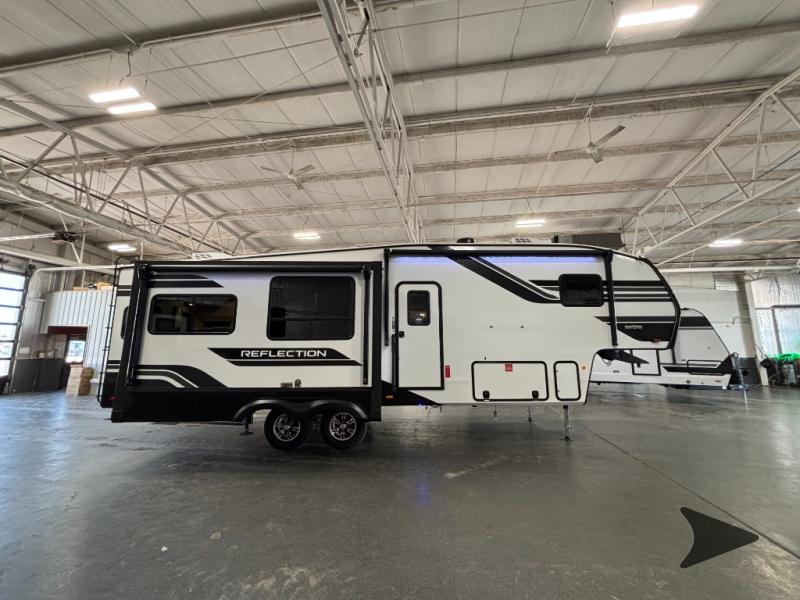 2026 Grand Design Recreational Reflection Narrow Body photo 3