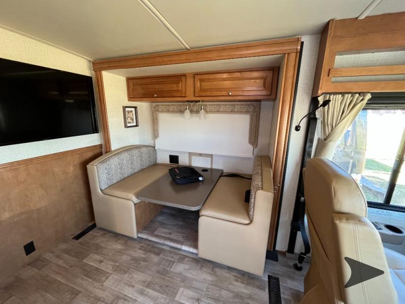 2018 Winnebago vista 27n