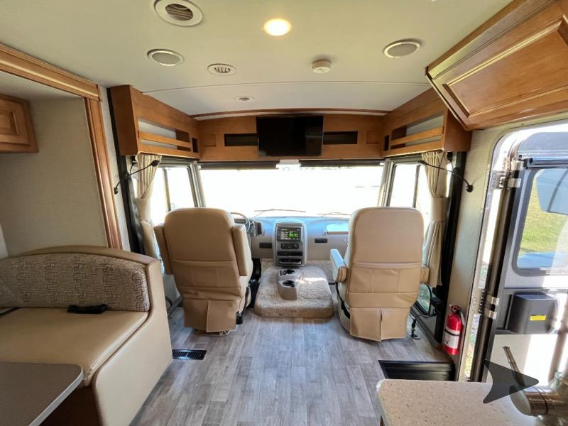 2018 Winnebago vista 27n