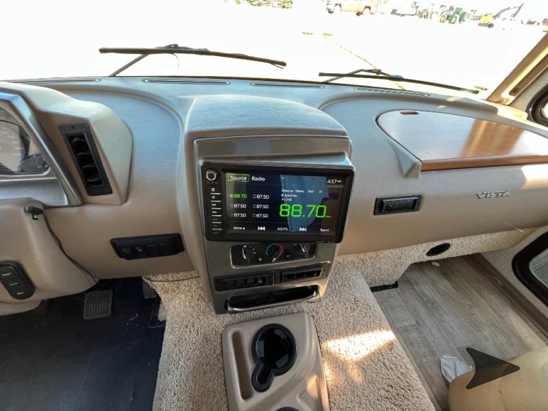 2018 Winnebago vista 27n