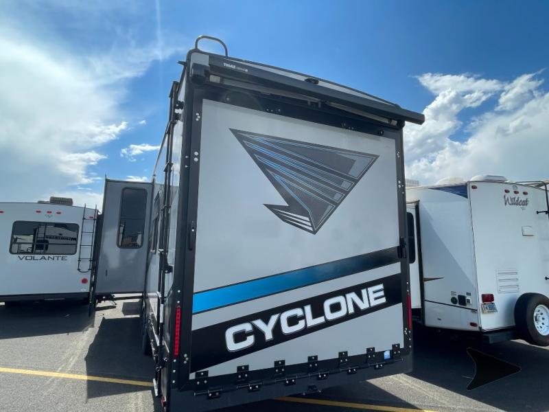 2022 Heartland cyclone 4007