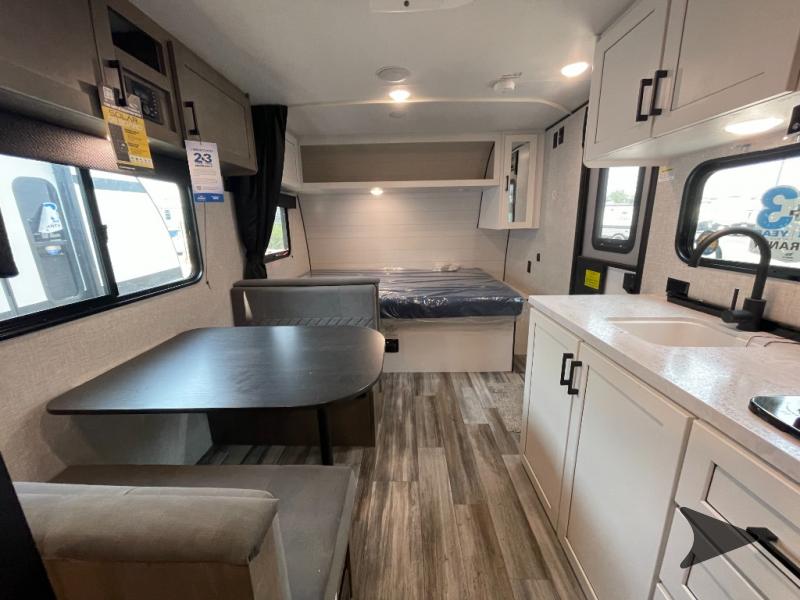 2025 Jayco 175fqw baja