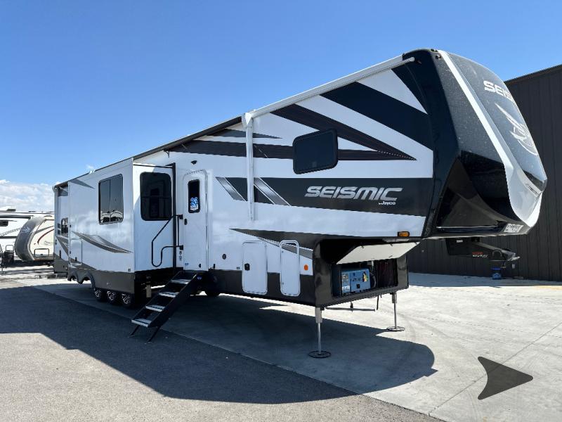 2025 Jayco 399