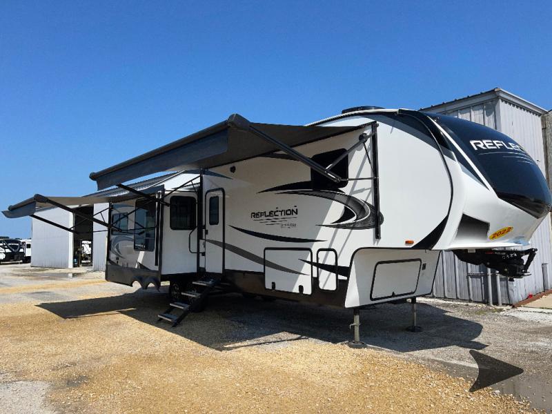 Used 2022 Grand Design Reflection 337RLS Fifth Wheel