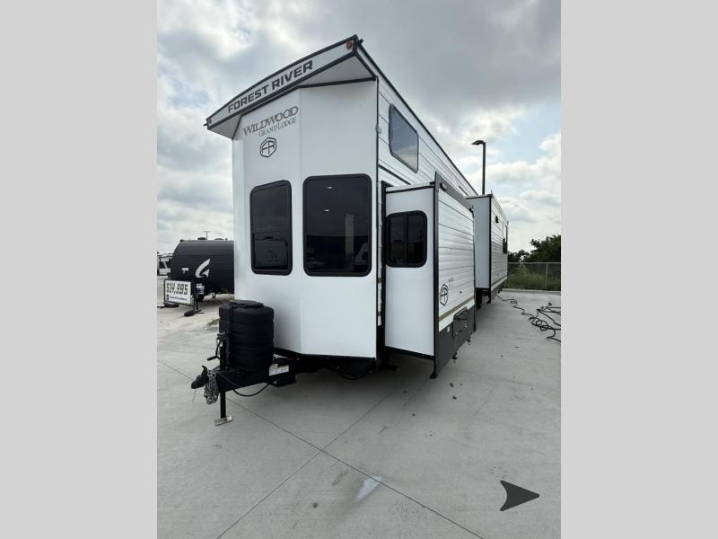 2026 Forest River Wildwood Towables photo 3