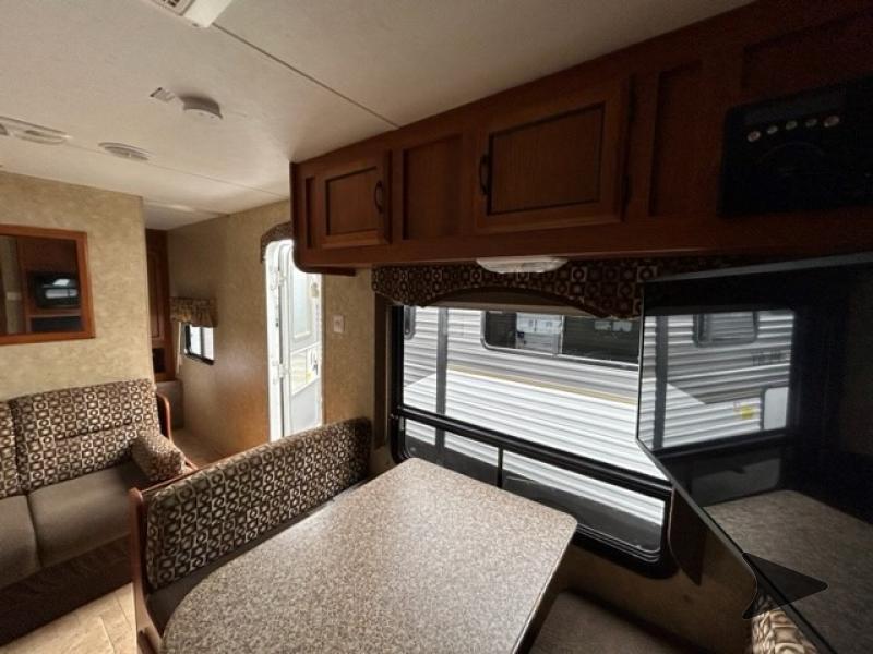 2012 Coachmen RV 22fb