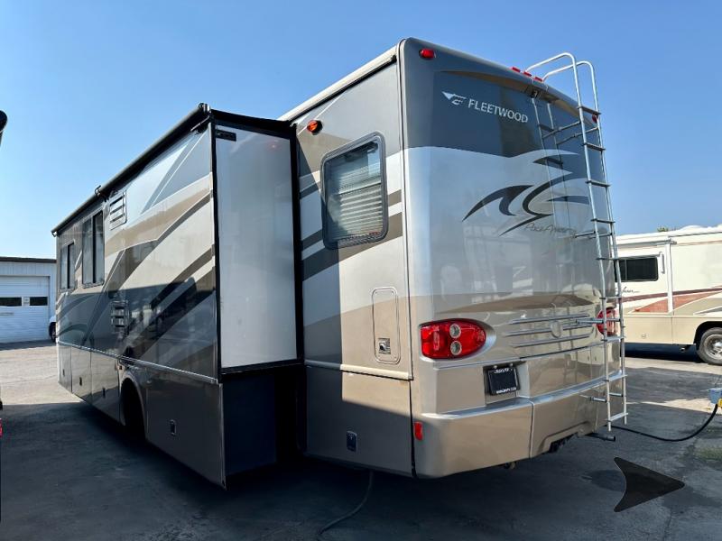 2007 Fleetwood pace arrow 36b