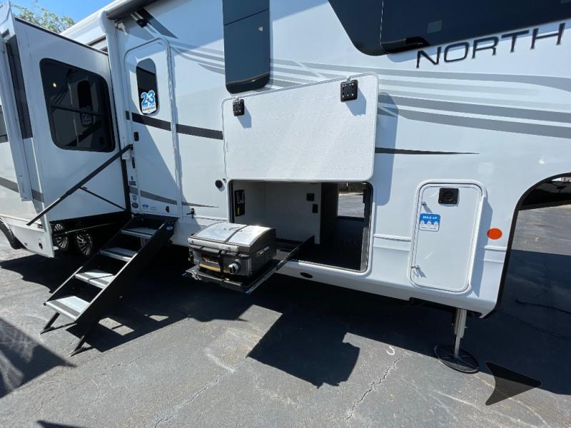 2025 Jayco 390ckds