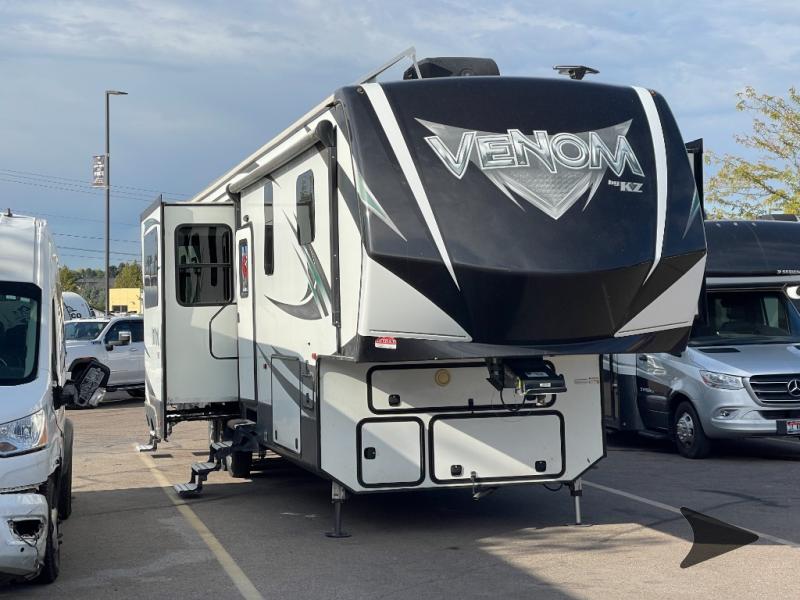 Used 2017 KZ Venom 4013TK Toy Hauler Fifth Wheel at Bish's RV