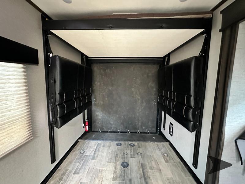 2018 Dutchmen RV 3351