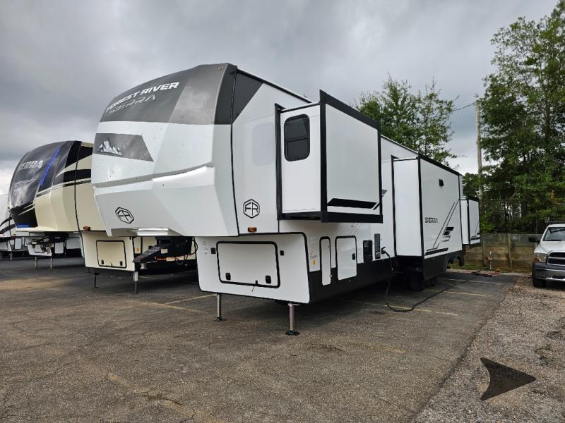 2026 Forest River Sierra Towables photo 4