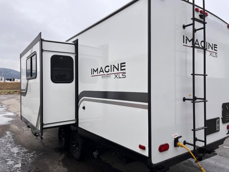 2026 Grand Design Recreational Imagine Narrow Body photo 3