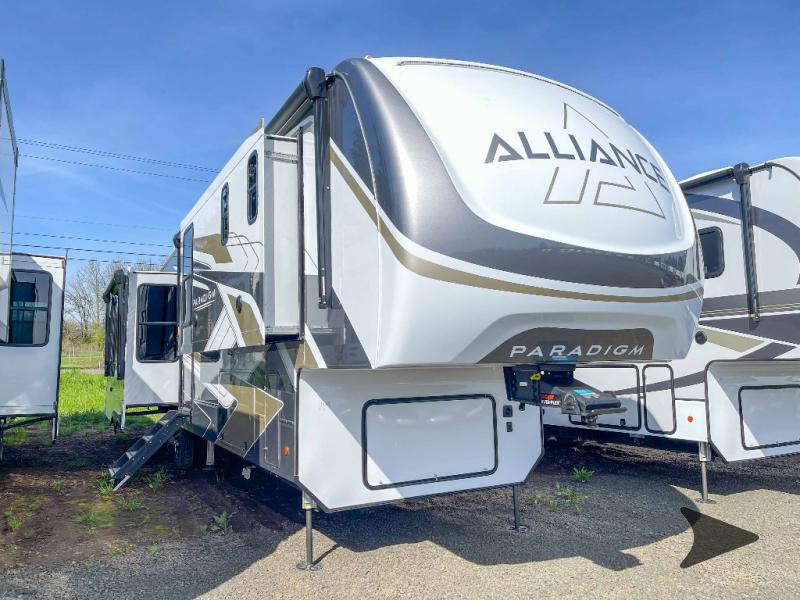 New 2023 Alliance RV Paradigm 382RK Fifth Wheel - CLEARANCE UNIT! MUST GO  NOW!