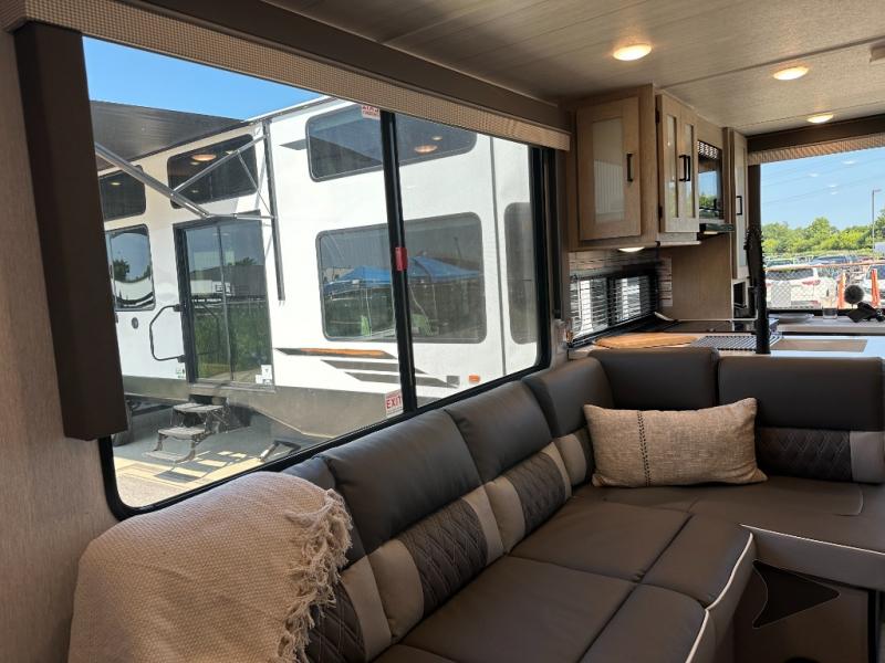 New 2024 Forest River RV Salem Cruise Lite 24VIEW Travel Trailer at Bish