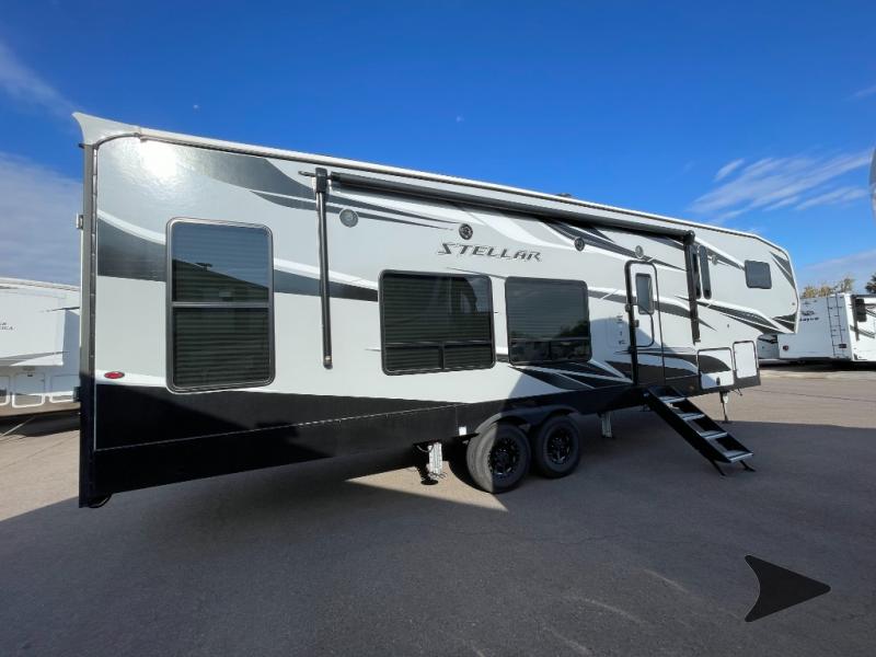 Used 2022 Eclipse Stellar Wide Lite 3322DBG Toy Hauler Fifth Wheel at ...