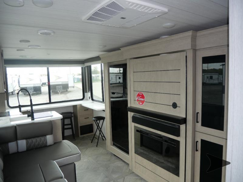 New 2024 Forest River RV Wildwood XLite 24VIEW Travel Trailer at Bish