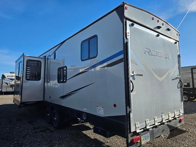 Used 2021 Forest River RV Vengeance Rogue 32V Toy Hauler Travel Trailer ...