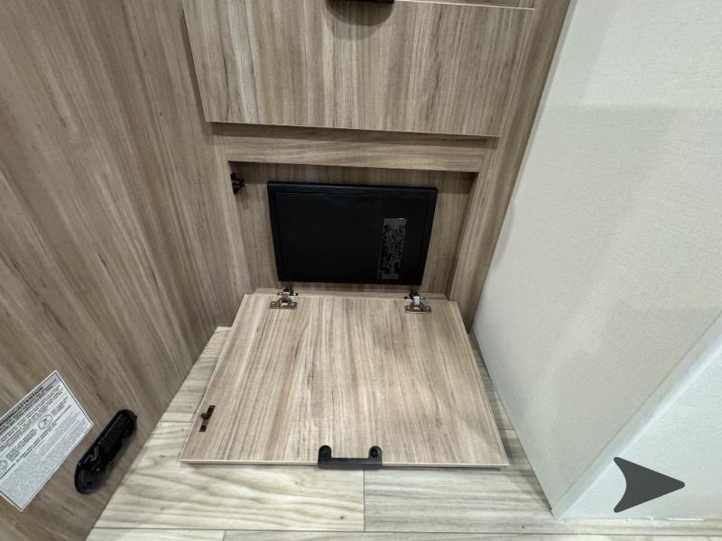 Access/25ML/2025 image-13