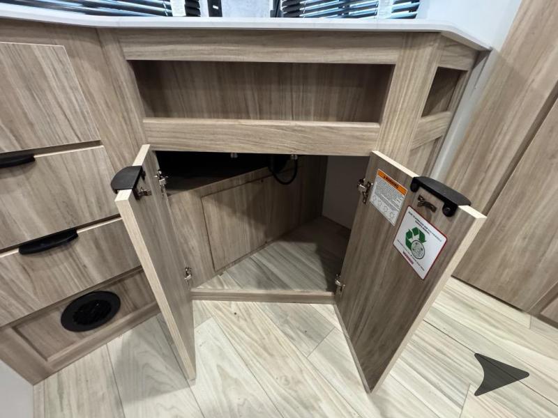 Access/25ML/2025 image-27