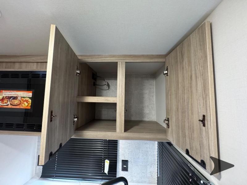 Access/25ML/2025 image-28