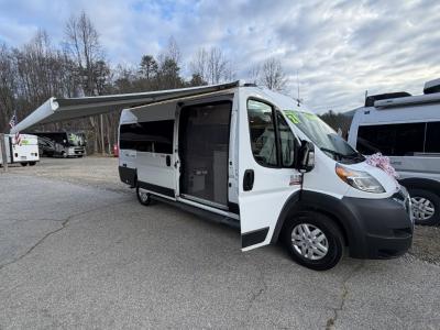 awning and screen door