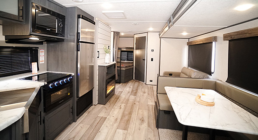 Dutchmen Aspen Trail Trailer Interior