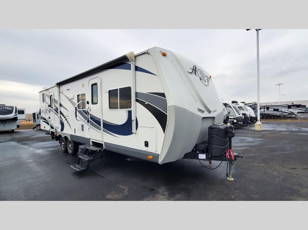 Used 2017 Northwood Arctic Fox 31D Travel Trailer at Blue Compass RV