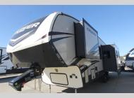Used 2019 CrossRoads RV Cruiser Aire CR28RD image