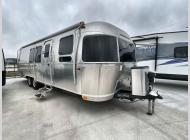 Used 2022 Airstream RV Flying Cloud 30FBB image