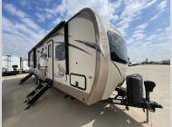 Used 2019 Forest River RV Flagstaff Classic Super Lite 831BHWSS image