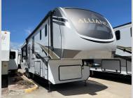 Used 2021 Alliance RV Paradigm 370FB image
