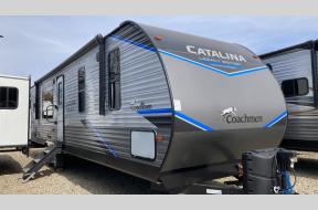 New 2022 Coachmen RV Catalina Legacy 303RKDSLE Photo
