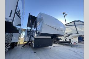 New 2023 VanLeigh RV Beacon 34RLB Photo