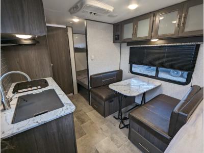 PXL 20231204 215437550