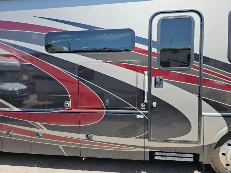 2020 Fleetwood bounder 33c