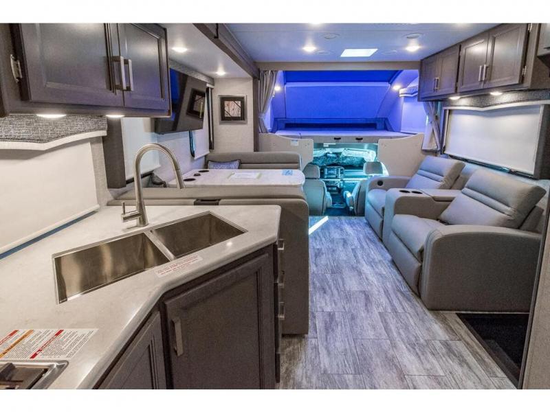 New 2025 Thor Motor Coach Magnitude XG32 Motor Home Super C