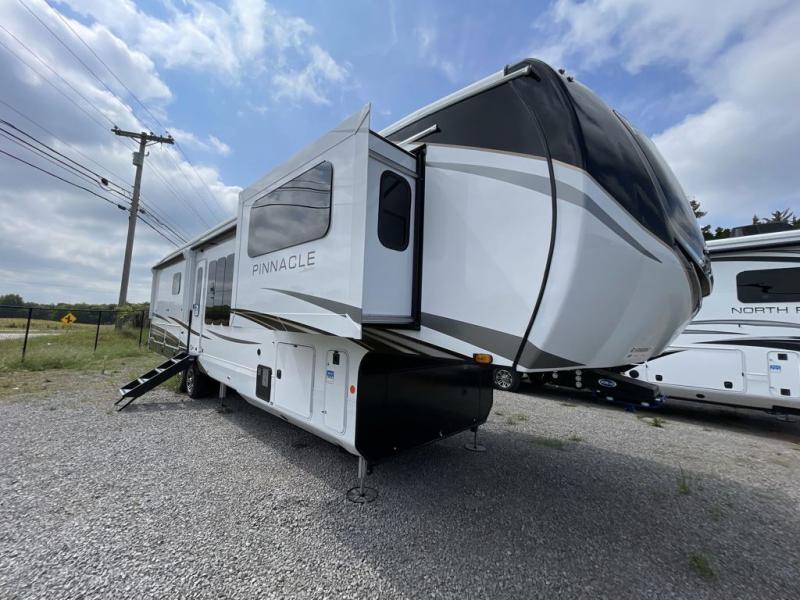 New 2024 Jayco Pinnacle 38FLGS Fifth Wheel at Blue Compass RV Concord