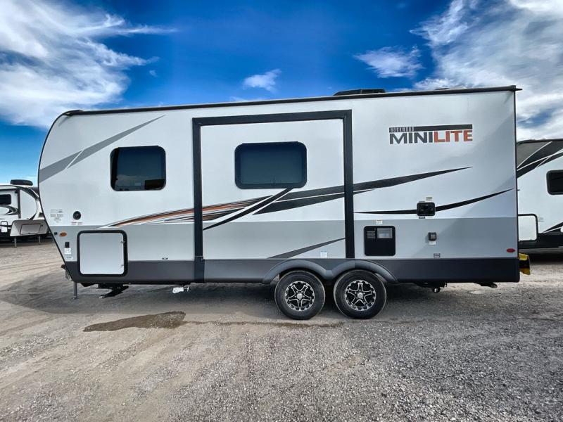 Used 2022 Forest River RV Rockwood Mini Lite 2205S Travel Trailer at ...