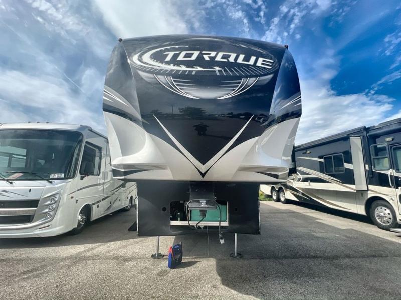 Used 2018 Heartland Torque TQ 321 Toy Hauler Fifth Wheel at Blue ...