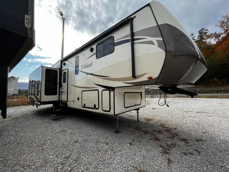 Used 2018 Forest River RV Wildcat 32WB Fifth Wheel at Blue Compass RV ...